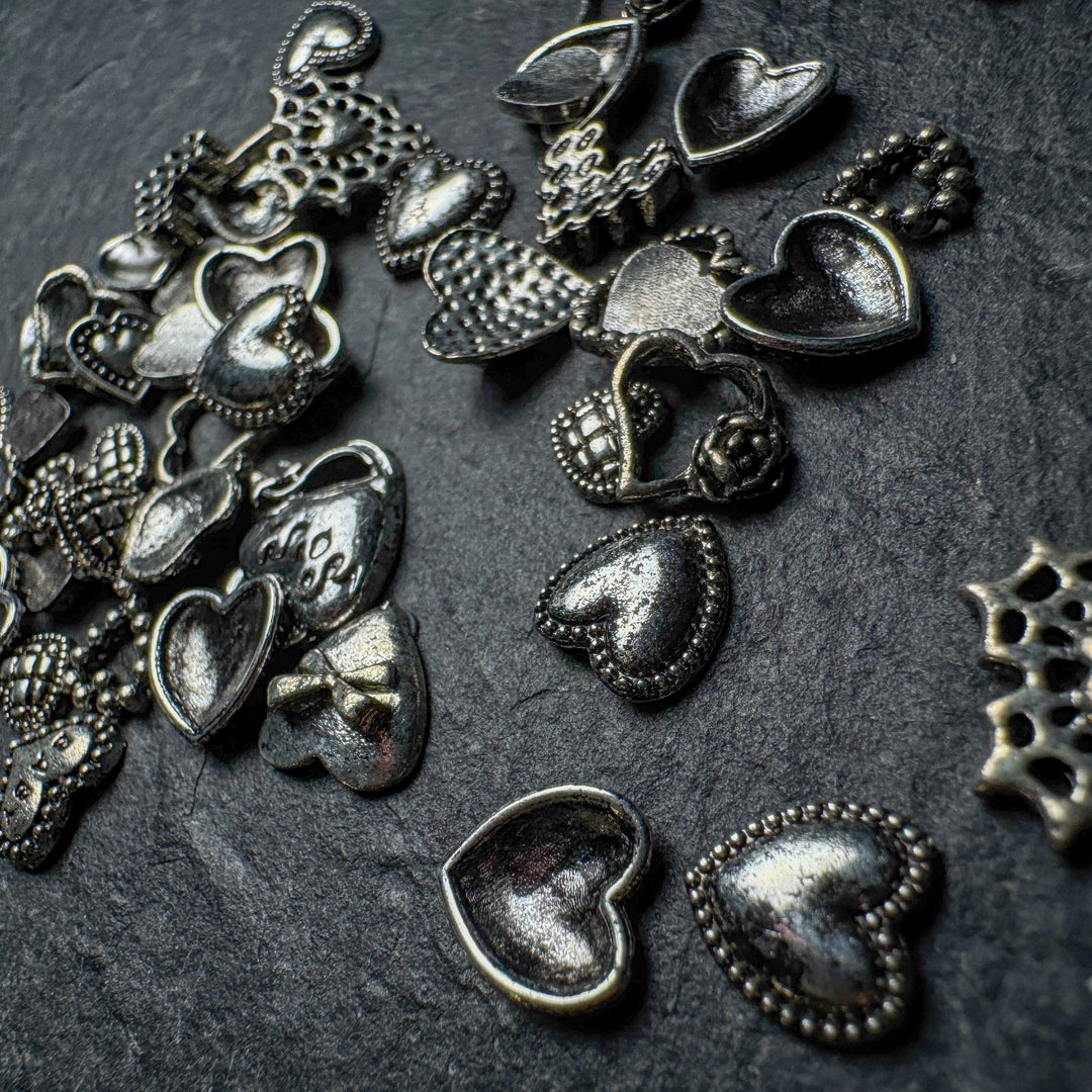 Dark Heart Metal Charms